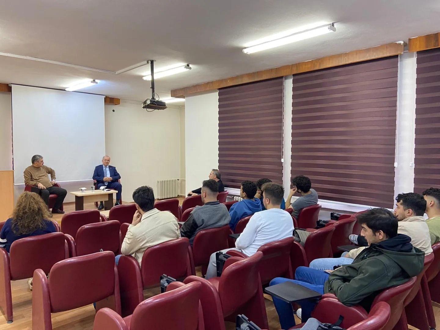 ÇUKUROVA ÜNİVERSİTESİ ÖĞRENCİLERİ İLE MESLEKİ SOHBET TOPLANTISI YAPTIK (03.01.2024)