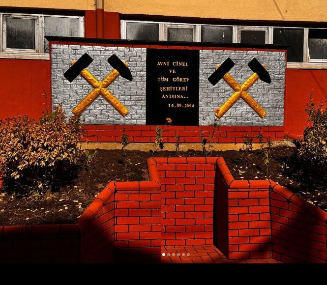 Meslektaşımız Avni CİNEL’i Saygıyla Anıyoruz