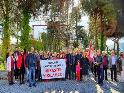 ÜZÜLMEZ İLKOKULU YIKIM KARARINA KARŞI DÜZENLENEN BASIN AÇIKLAMASINA KATILDIK