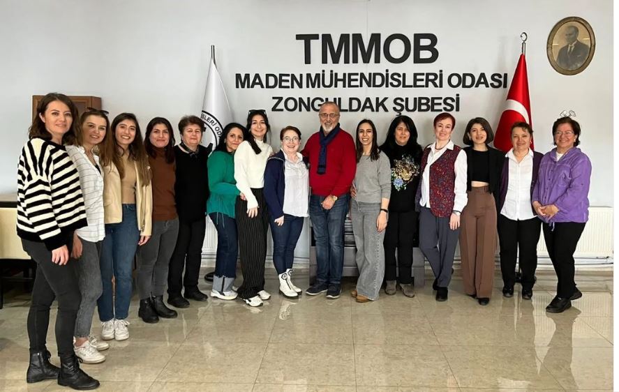 8 MART DÜNYA EMEKÇİ KADINLAR GÜNÜ