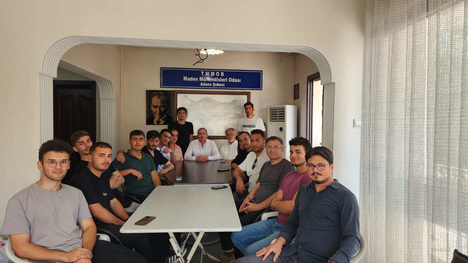 ÖĞRENCİ KOMİSYONU TOPLANTISI YAPTIK