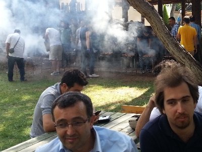 DEÜ MADEN MÜHENDİSLİĞİ BÖLÜMÜ SINIF ÖĞRENCİLERİ İLE PİKNİKTE BİR ARAYA GELDİK. (16.06.2014)