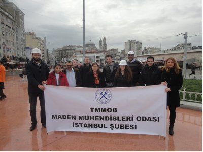 Taksim Atatürk Anıtı önünde tören düzenlendi ve basın açıklaması yapıldı.