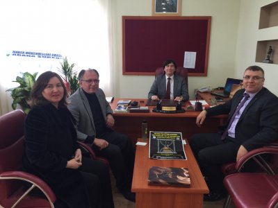 ÇUKUROVA ÜNİVERSİTESİ MÜHENDİSLİK MİMARLIK FAKÜLTESİ  MADEN MÜHENDİSLİĞİ BÖLÜMÜ BAŞKANLIĞINA ATANAN PROF. DR AHMET MAHMUT KILIÇ HOCAMIZI ZİYARET(13/01/2015)