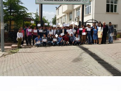 ALADAĞ MESLEK YÜKSEKOKULUNDA STAJ ÖNCESİ İŞ SAĞLIĞI VE GÜVENLİĞİ EĞİTİMİ (27/05/2015)