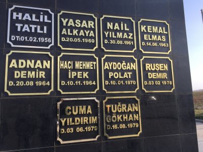 EÜAŞ AFŞİN ELBİSTAN LİNYİTLERİ İŞLETMESİNDEKİ  MADEN ŞEHİTLİĞİNE ZİYARET.  (06/04/2016)