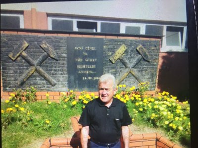 AVNİ CİNEL İŞ YERİNDEKİ ANITI ÖNÜNDE ANILDI