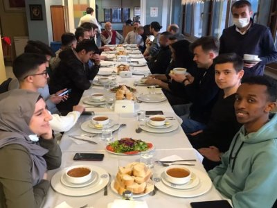 BEÜ GENÇ MADENCİLERLE AKŞAM YEMEĞİNDE BİR ARAYA GELDİK