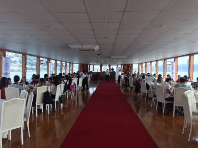 Boğazda Tekne Turu ve Kahvaltı Etkinliği Yapıldı
