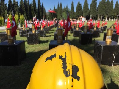 SOMA` YI, 301 MADENCİYİ UNUTMADIK, UNUTTURMAYACAĞIZ!