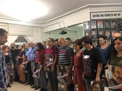 KATLİAMIN 3. YILDÖNÜMÜNDE ARKADAŞLARIMIZI ANIYOR, ONLARIN HAYALLERİNİ GERÇEKLEŞTİRMEK İÇİN MÜCADELEYE DEVAM EDİYORUZ!