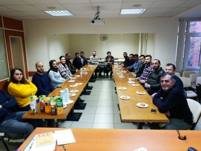 DAİMİ NEZARETÇİ EĞİTİMİ ALAN ÜYELERİMİZLE ODA MERKEZİNDE TOPLANTI DÜZENLENDİ 