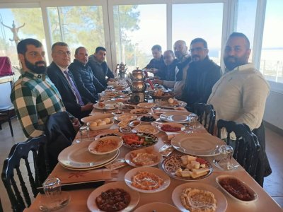 İSKENDERUNDA MESLEKTAŞLARIMIZLA KAHVALTIDA BULUŞTUK (16.01.2022)