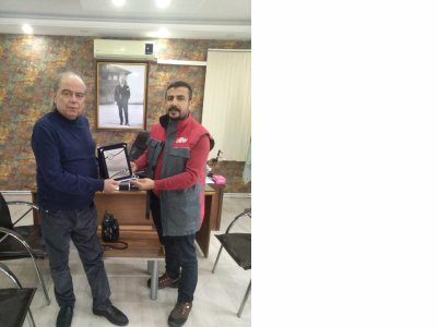 40. YILINI DOLDURAN ONUR ÜYELERİMİZE PLAKETLERİNİ TAKDİM ETTİK (13.01.2022)