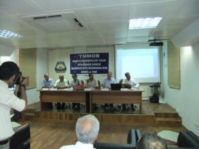 Diyarbakır’da Panel Gerçekleştirildi.
