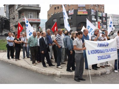 Mesleğimize ve örgütümüze sahip çıkıyoruz-Basın Açıklaması