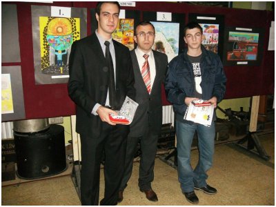 Resim, Şiir, Öykü ve Satranç Turnuvası`nda Dereceye Girenlerin Ödül Töreni Düzenlendi