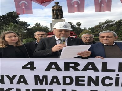 4 ARALIK DÜNYA MADENCİLER GÜNÜNDE ATATÜRK BÜSTÜNE ÇELENK KOYDUK (04.12.2019)