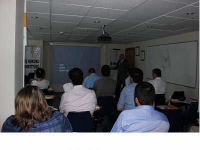 İş Hukuku Enstitüsü`nde Seminer verildi.