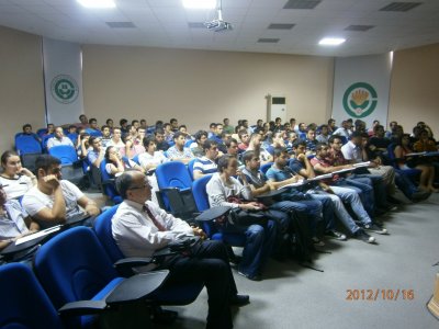 ÇUKUROVA ÜNİVERSİTESİ 4.SINIF ÖĞRENCİLERİNE İŞLETME PROJESİ HAZIRLANMASI ANLATILDI. (16.10.2012)
