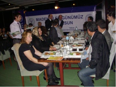 Çanakkale`de Üye, Madenci Dernekleri, Madencilik Firma Temsilcileri Toplantısı ve Madenciler Gecesi Düzenlendi