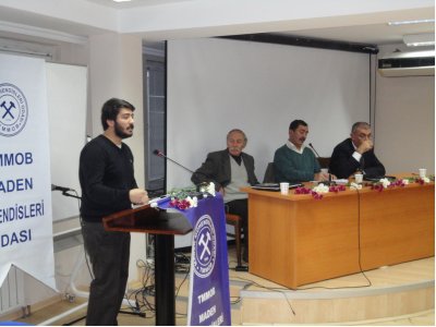 Farklı bakış açıları ile madencilik sektörü söyleşisi, belgesel gösterimi ve müzik dinletisi düzenlendi.