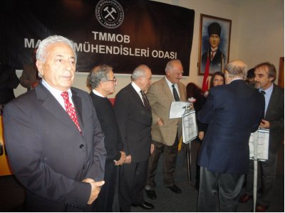 Dünden Yarına Yeraltı Kaynaklarımız söyleşisi ve Mesleğinde 40., 50. ve 60. yılını tamamlayan onur üyelerimize ödül töreni yapıldı.