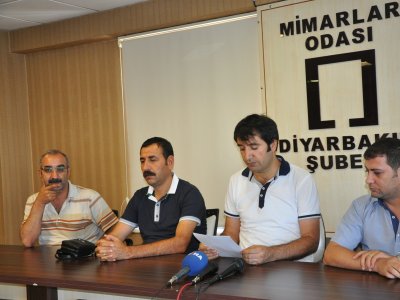 TMMOB DİYARBAKIR İL KOORDİNASYON KURULUNUN BASIN AÇIKLAMASI: İSTANBULDAKİ OLAYLARI KINIYORUZ (09.07.2013)