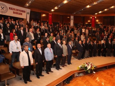 Maden İşletmelerinde İşçi Sağlığı ve İş Güvenliği Sempozyumu Başladı.