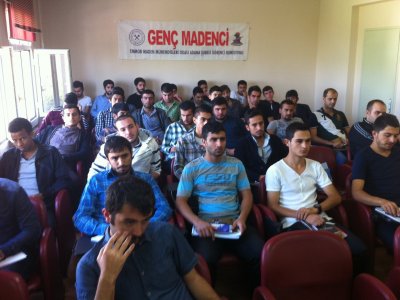 ÖĞRENCİLERLE TANIŞMA TOPLANTISI (30.10.2013)