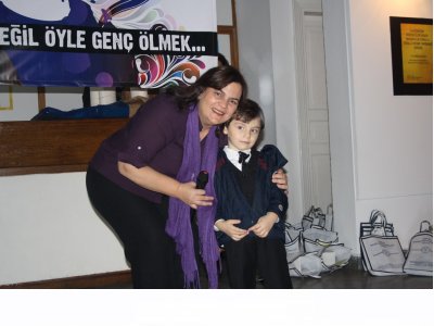 Resim Yarışmasına Katılanlara Ödülleri Verildi.