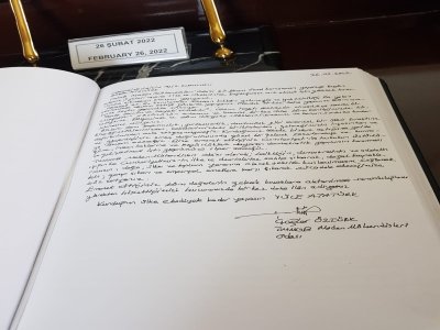 ODAMIZ 48. DÖNEM OLAĞAN GENEL KURULU ADINA ŞUBE BAŞKANIMIZ BAŞKANLIĞINDAKİ HEYET ANITKABİRİ ZİYARET ETTİ